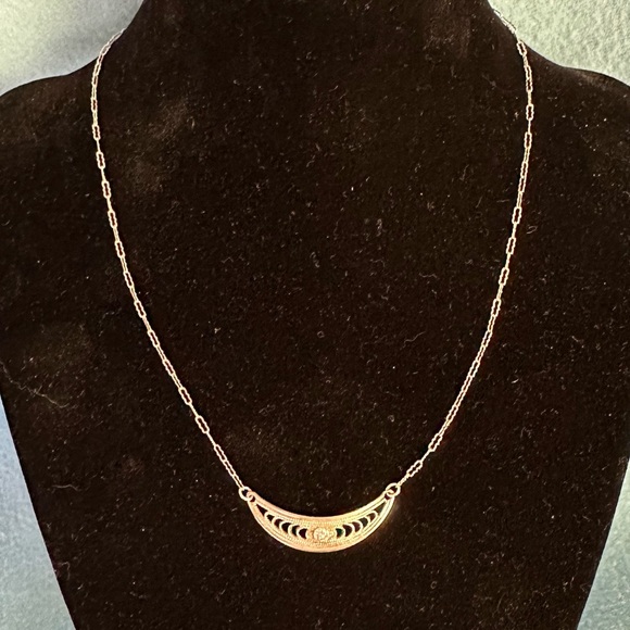 Vintage Filigree Sterling Silver Half Moon necklace with fancy link ornate chain - Picture 6 of 11